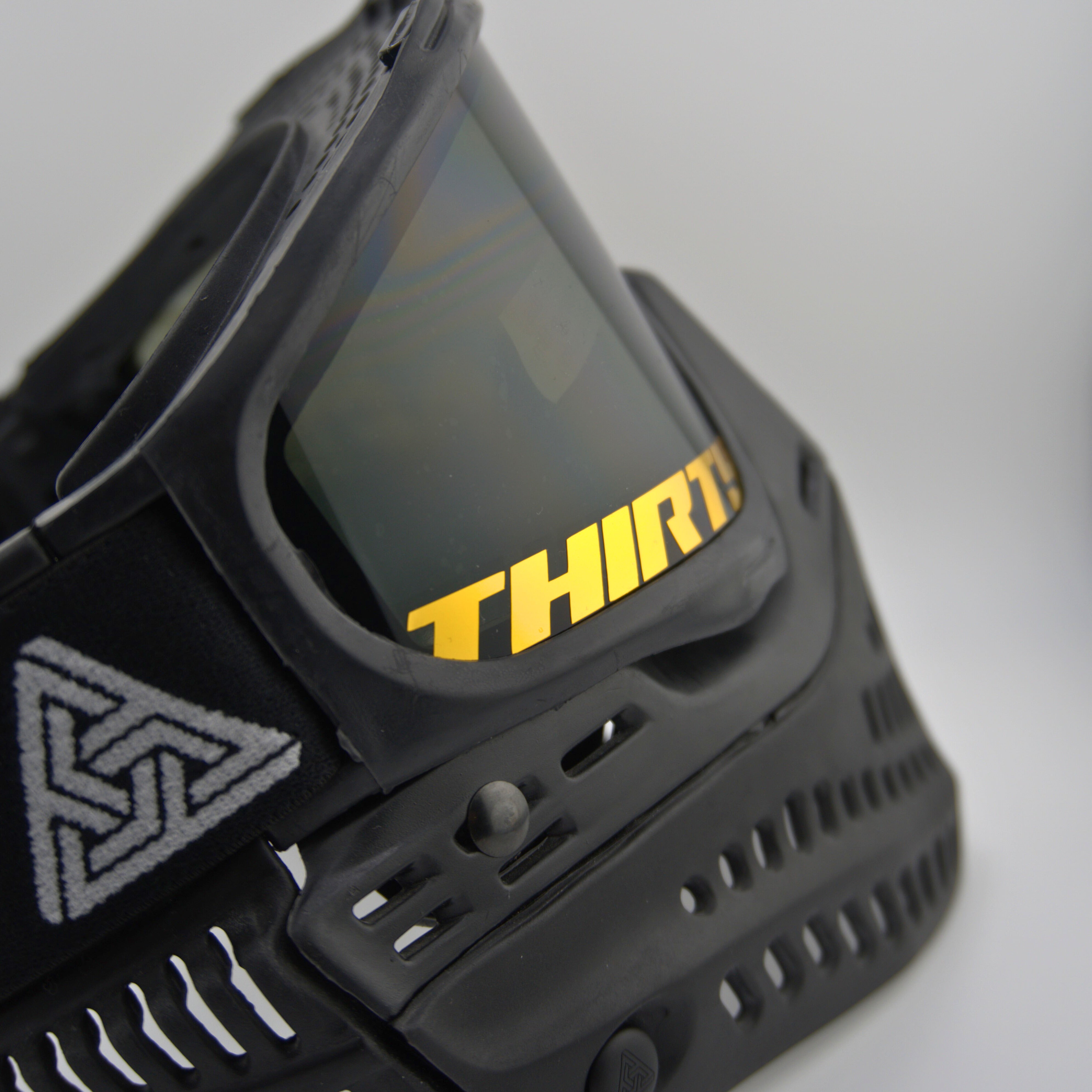 Gold Chrome – Thirty-Three Threads