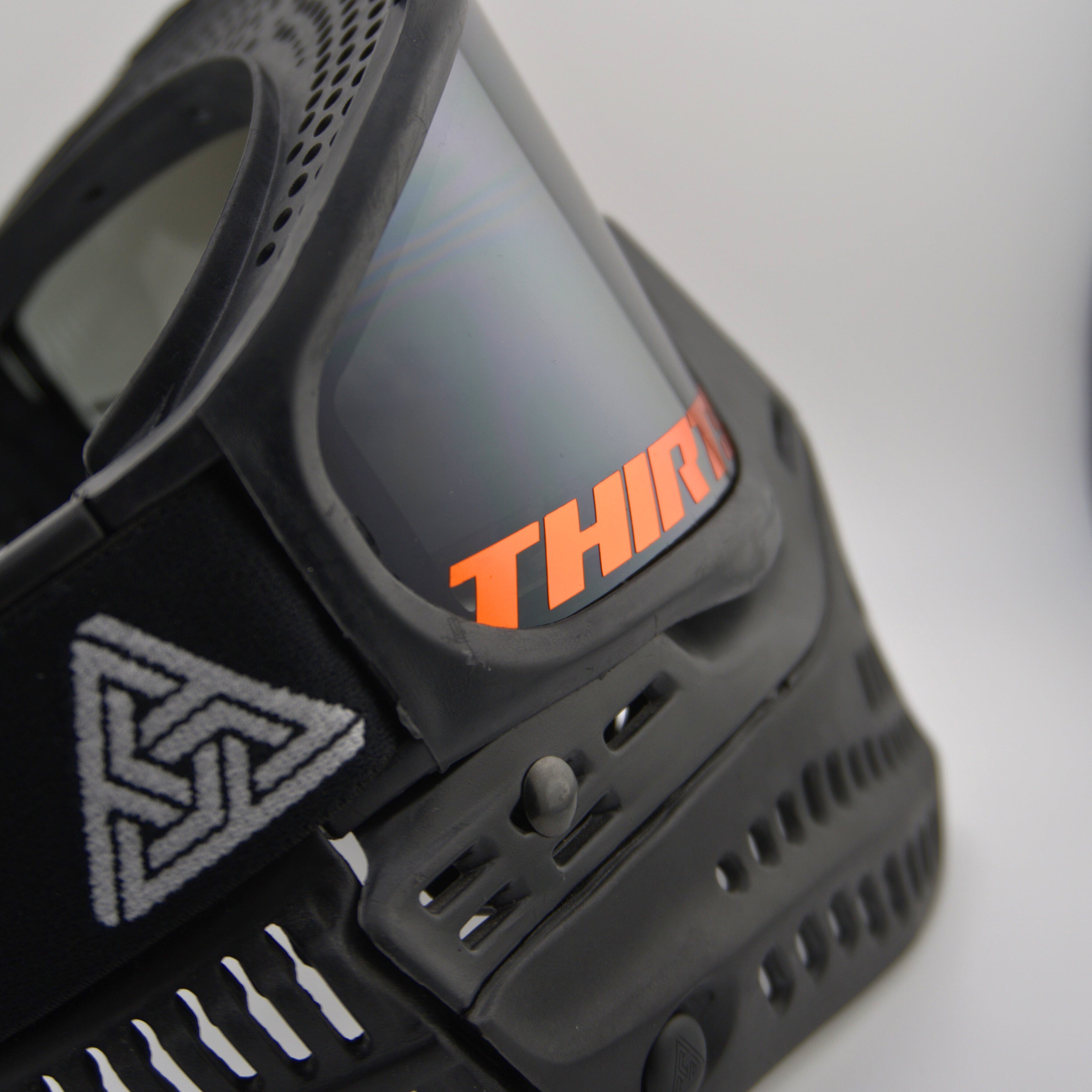 Orange Chrome – Thirty-Three Threads